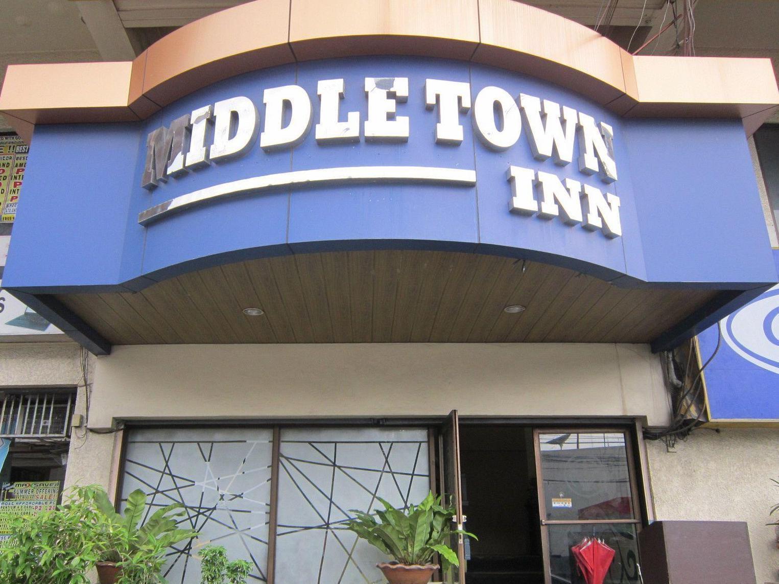 Middle Town Inn Bacolod Buitenkant foto